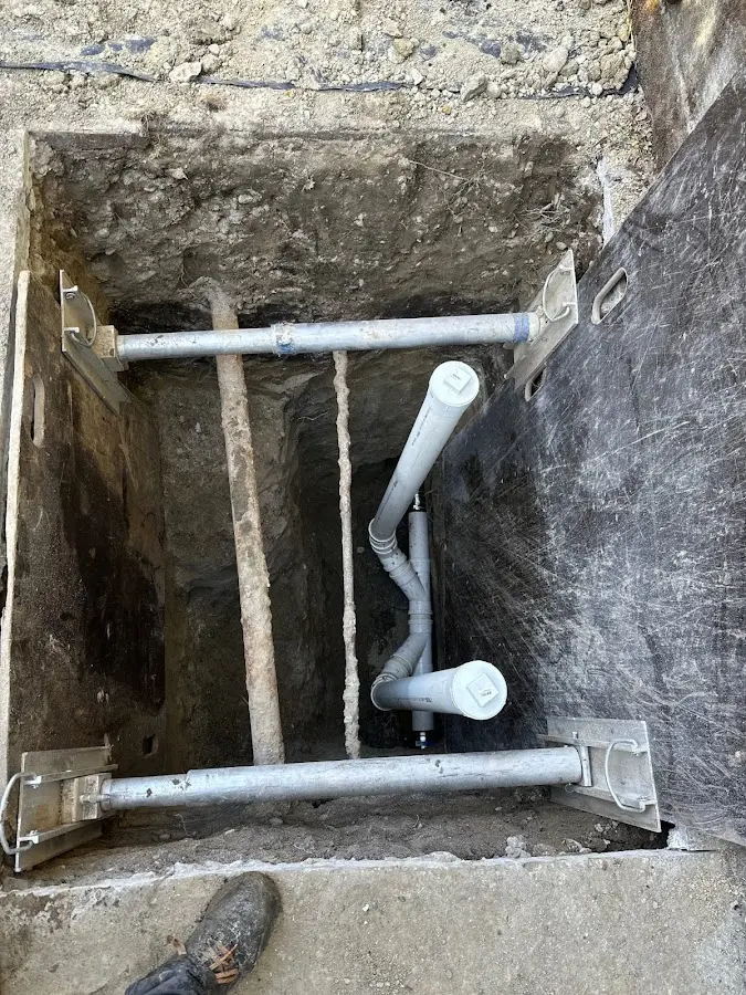 Experienced plumber completing Gas Line Repair work in Lynbrook